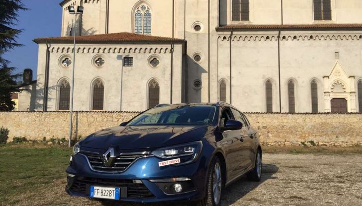 Renault Megane Sporter: test drive, dati tecnici e consumi - Foto 11 di 27