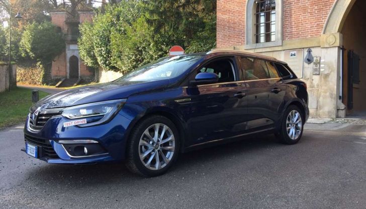 Renault Megane Sporter: test drive, dati tecnici e consumi - Foto 15 di 27