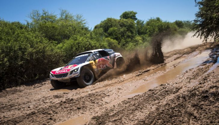 La Peugeot 3008DKR vince la sua prima tappa alla Dakar - Foto 3 di 6