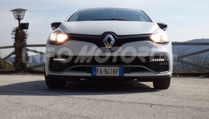 Le nostre prove: le migliori cabrio e sportive del 2016 - Foto 6 di 17