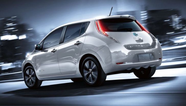 nissan-leaf-ufficiale-2017