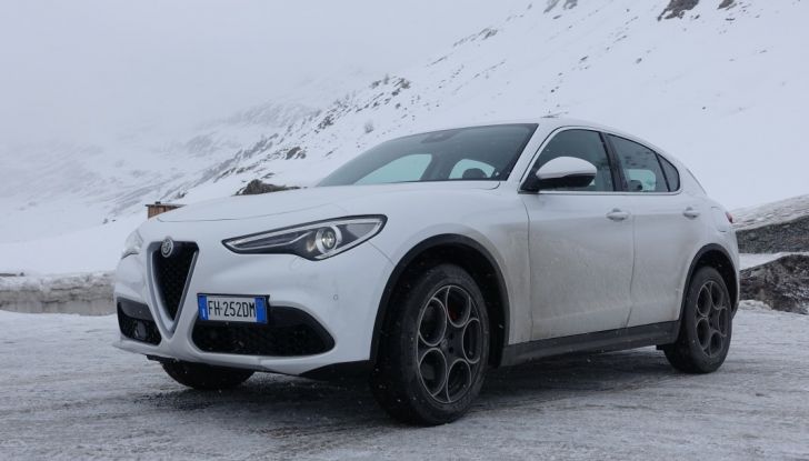 Prova su strada: Stelvio, il primo SUV nella storia Alfa Romeo - Foto 26 di 41