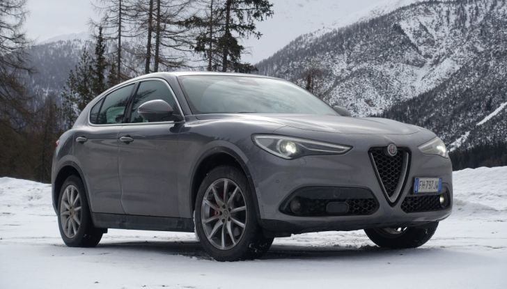Prova su strada: Stelvio, il primo SUV nella storia Alfa Romeo - Foto 2 di 41