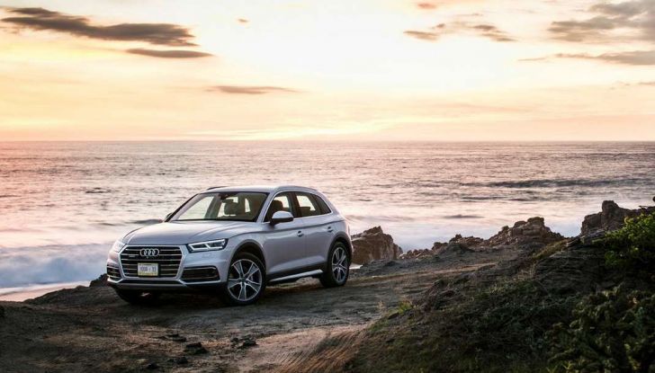 Audi Q5 ufficiali dinamiche 2017.