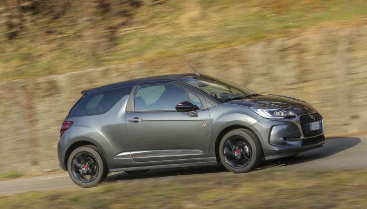 DS Performance Line, profilo.