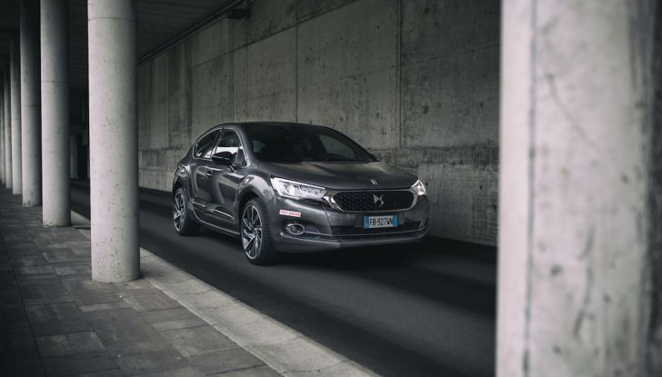 La nostra prova della nuova DS4 1.6 da 211C: dinamica e versatile - Foto 3 di 15