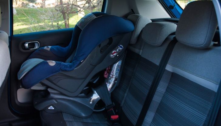 citroen C3 2017 prova su strada sedili