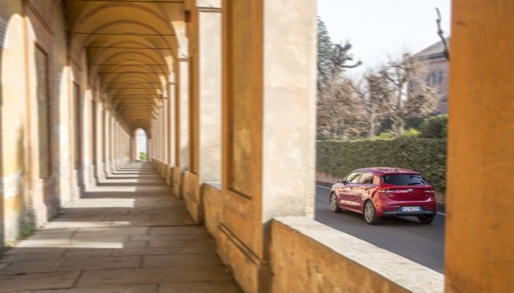Kia Rio 2017, la prova su strada: tutta nuova, dallo stile ai motori - Foto 4 di 18