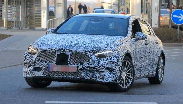 Mercedes Classe A nuove foto spy 2017.