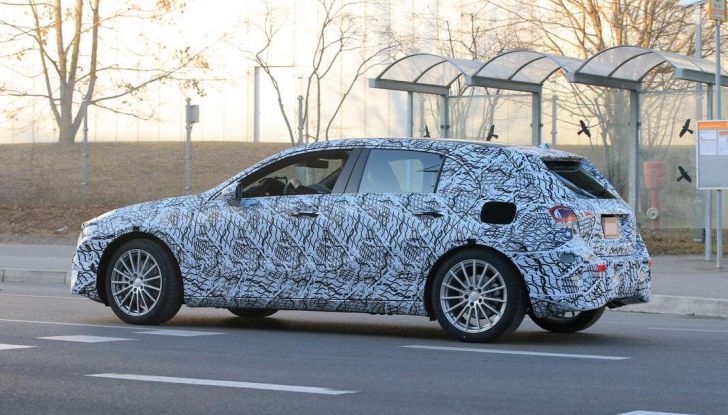 Mercedes Classe A nuove foto spia 2017.