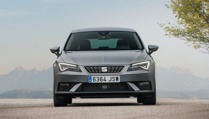 Nuova Seat Leon vista frontale.
