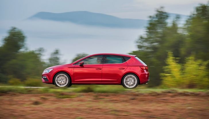 Nuova Seat Leon, test drive fuori città