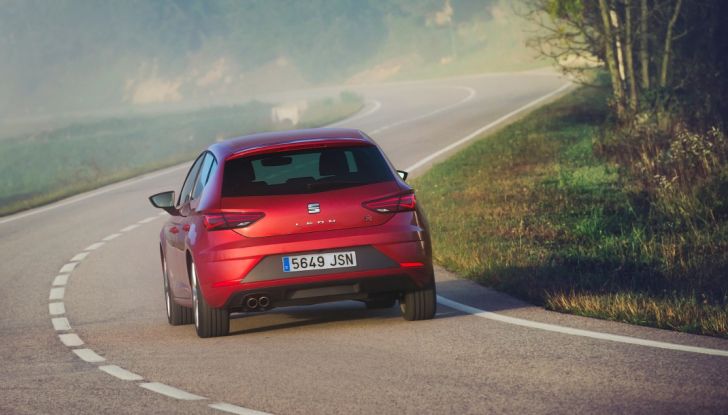 Nuova Seat Leon, prova su strada di montagna