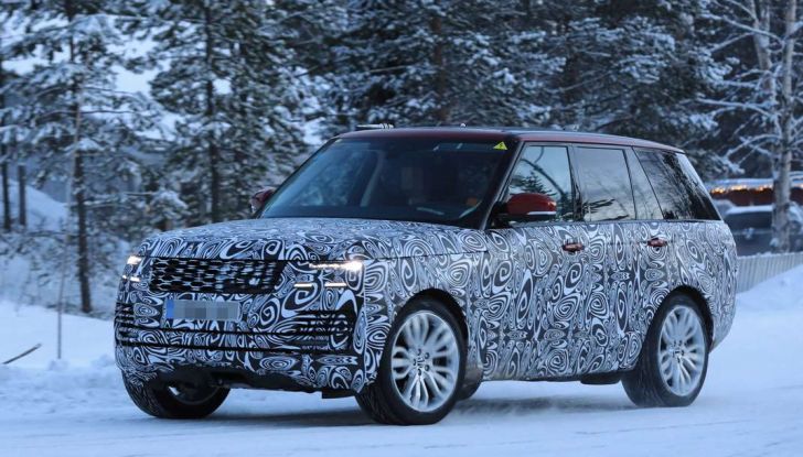 Range Rover Facelift, prime immagini spia del MY2018 - Foto 1 di 18