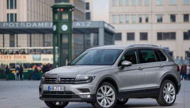 Volkswagen Tiguan, foto ed informazioni ufficiali - Foto 12 di 18
