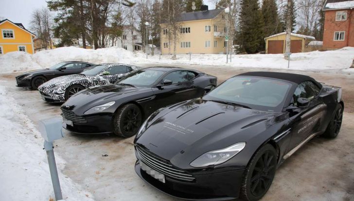 Aston Martin DB11 Volante 2018: le prime foto spia - Foto 16 di 24
