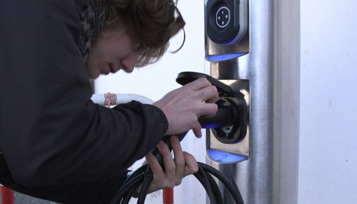 ricarica veloce leaf