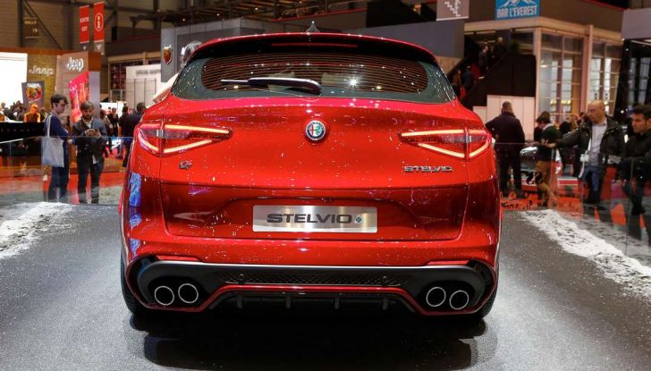 Nuovo Alfa Romeo Stelvio: dati, foto e caratteristiche del SUV di Arese - Foto 10 di 25
