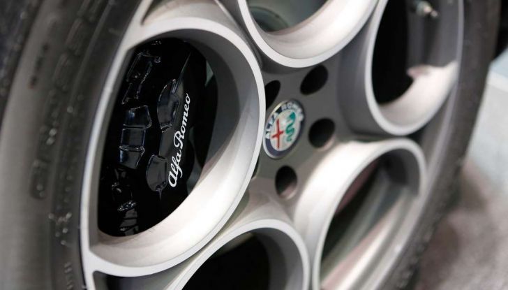 Nuovo Alfa Romeo Stelvio: dati, foto e caratteristiche del SUV di Arese - Foto 8 di 25