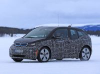 BMW i3 Facelift 2018, immagini spia e primi dettagli