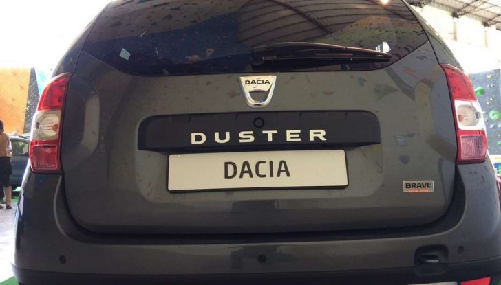 Dacia Brave, la serie speciale ​per tutti i cinque modelli auto Dacia - Foto 12 di 15