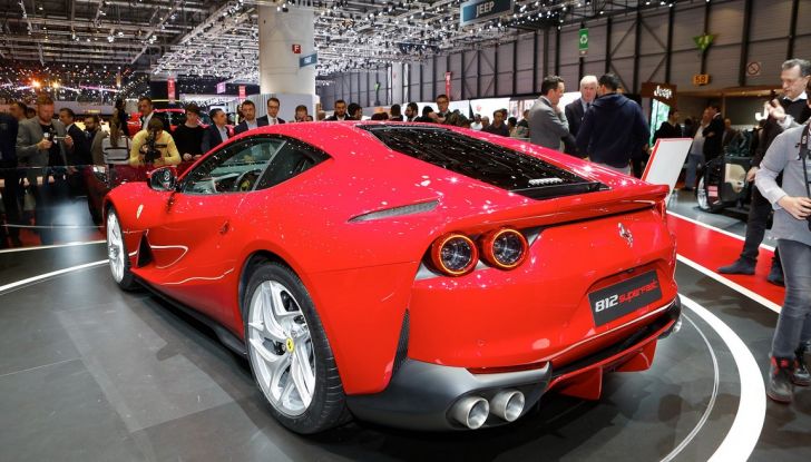 Ferrari 812 Superfast: la berlinetta V12 da 800CV - Foto 14 di 22