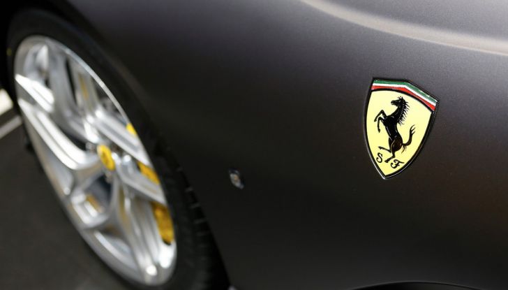 Ferrari 812 Superfast: la berlinetta V12 da 800CV - Foto 4 di 22