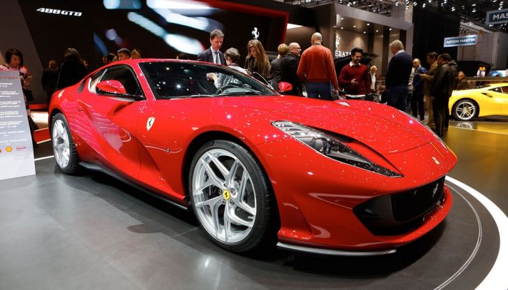 Ferrari 812 Superfast: la berlinetta V12 da 800CV - Foto 9 di 22