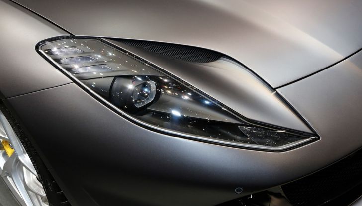 Ferrari 812 Superfast: la berlinetta V12 da 800CV - Foto 19 di 22