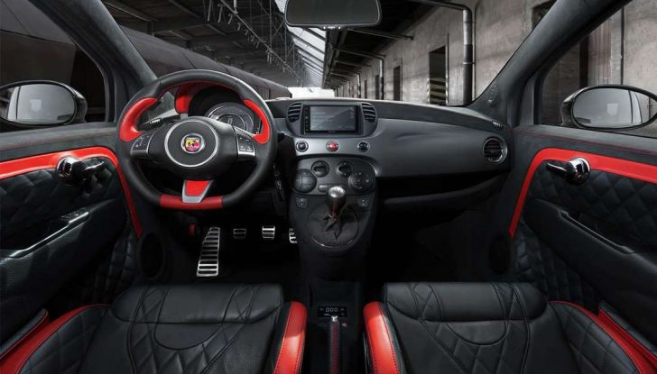 Fiat 500 Abarth by Pogea, belva da 404 cavalli - Foto 14 di 18