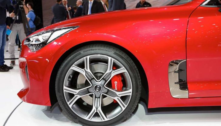Kia Stinger, la berlina sportiva a trazione posteriore - Foto 4 di 17