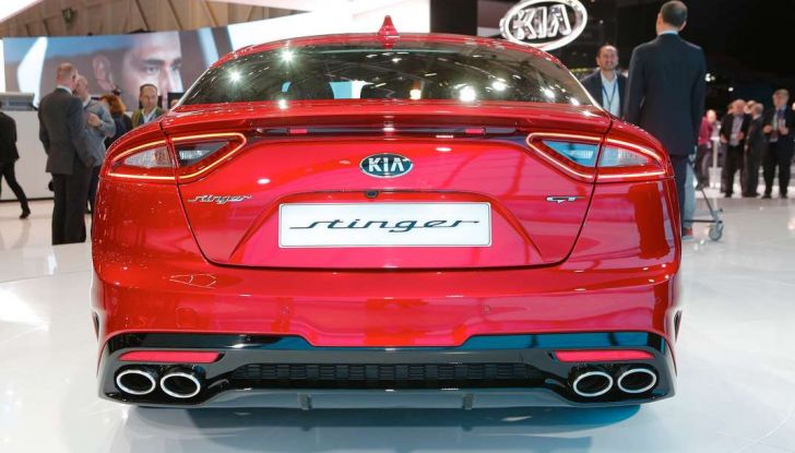 Kia Stinger, la berlina sportiva a trazione posteriore - Foto 7 di 17