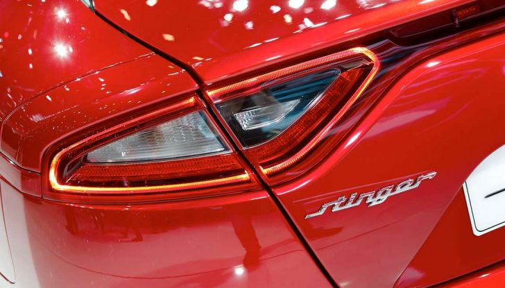 Kia Stinger, la berlina sportiva a trazione posteriore - Foto 8 di 17