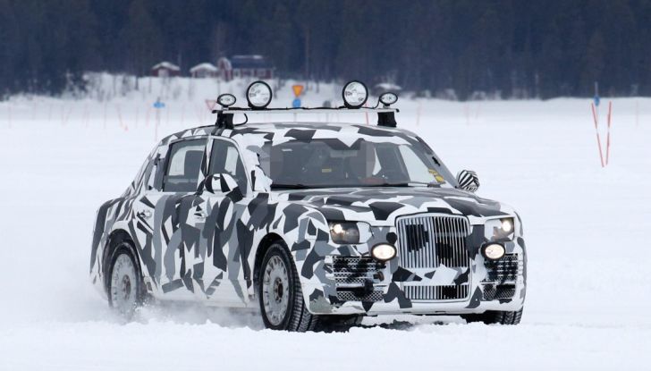 La Kortezh presidenziale di Vladimir Putin arriva per i privati - Foto 1 di 14