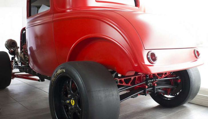 L’hot rod Ferrari è in realtà una Ford del 1932 - Foto 2 di 19