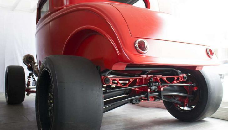 L’hot rod Ferrari è in realtà una Ford del 1932 - Foto 17 di 19