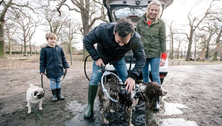 Nissan X-Trail Trainer con kit dedicato ai cani - Foto 4 di 9