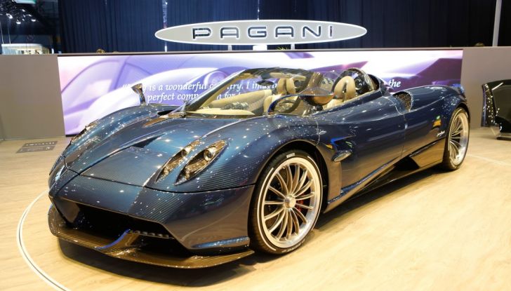 Pagani Huayra Roadster: torna il 6,0 litri V12 di derivazione AMG - Foto 12 di 22