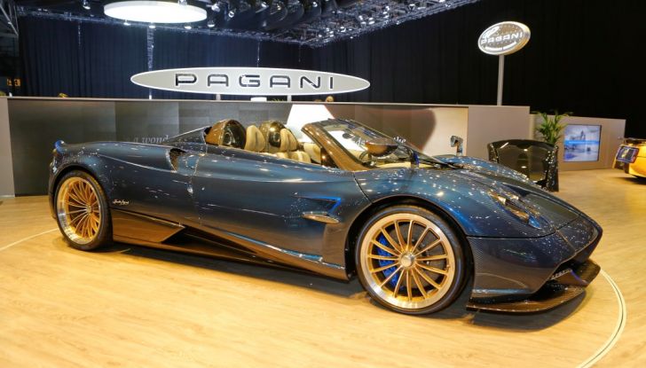 Pagani Huayra Roadster: torna il 6,0 litri V12 di derivazione AMG - Foto 8 di 22