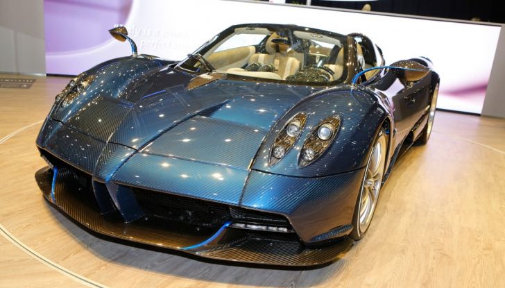 Pagani Huayra Roadster: torna il 6,0 litri V12 di derivazione AMG - Foto 11 di 22