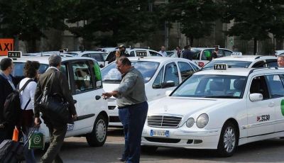 Sciopero nazionale taxi 23 marzo: informazioni utili, orari e servizi garantiti