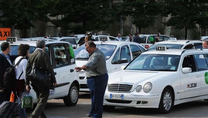 Sciopero nazionale taxi 23 marzo: informazioni utili, orari e servizi garantiti - Foto 1 di 8