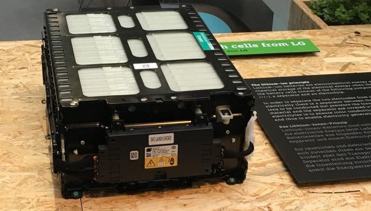 Smart Electric Drive, Smartphone ed auto in simbiosi - Foto 9 di 9