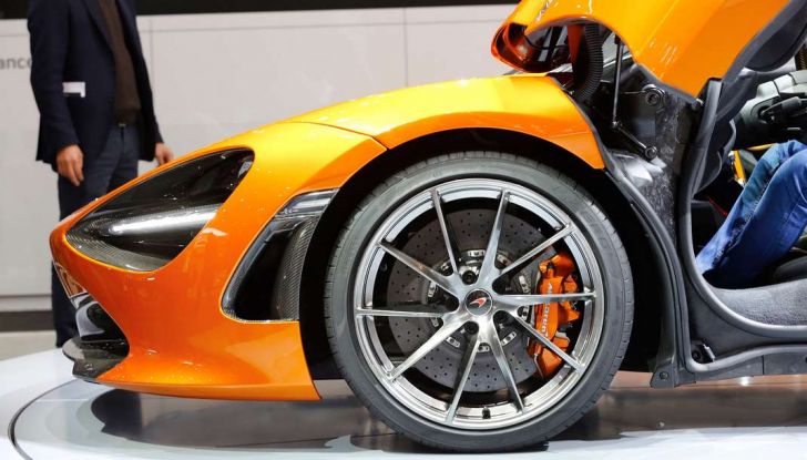 McLaren 720S - Foto 5 di 16