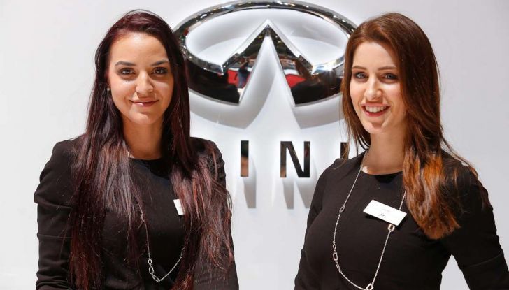 Salone di Ginevra 2017: le ragazze più belle in una gallery - Foto 5 di 21