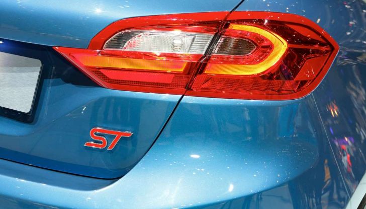 Nuova Ford Fiesta ST, debutta la nuova generazione - Foto 11 di 12