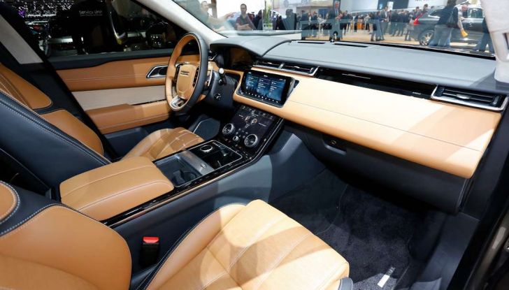 Range Rover Velar, il nuovo SUV di Land Rover - Foto 16 di 26