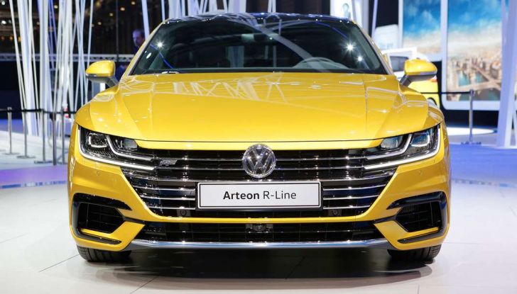 Volkswagen Arteon, la fastback che arriva da Wolfsburg - Foto 11 di 37