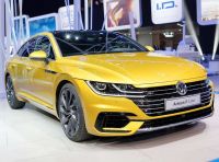 Volkswagen Arteon, la fastback che arriva da Wolfsburg