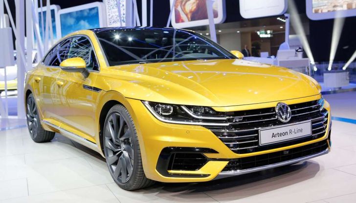 Volkswagen Arteon, la fastback che arriva da Wolfsburg - Foto 1 di 37